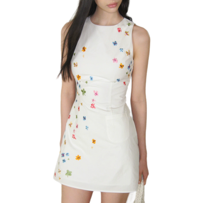 White / S