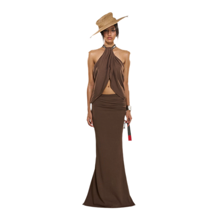 فستان ماكسي بهالتر مزين وظهر مفتوح