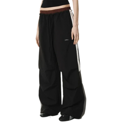 Pleated Contrast Wide-Leg Pants