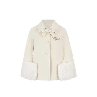Cappotto mantella in peluche con fiocco