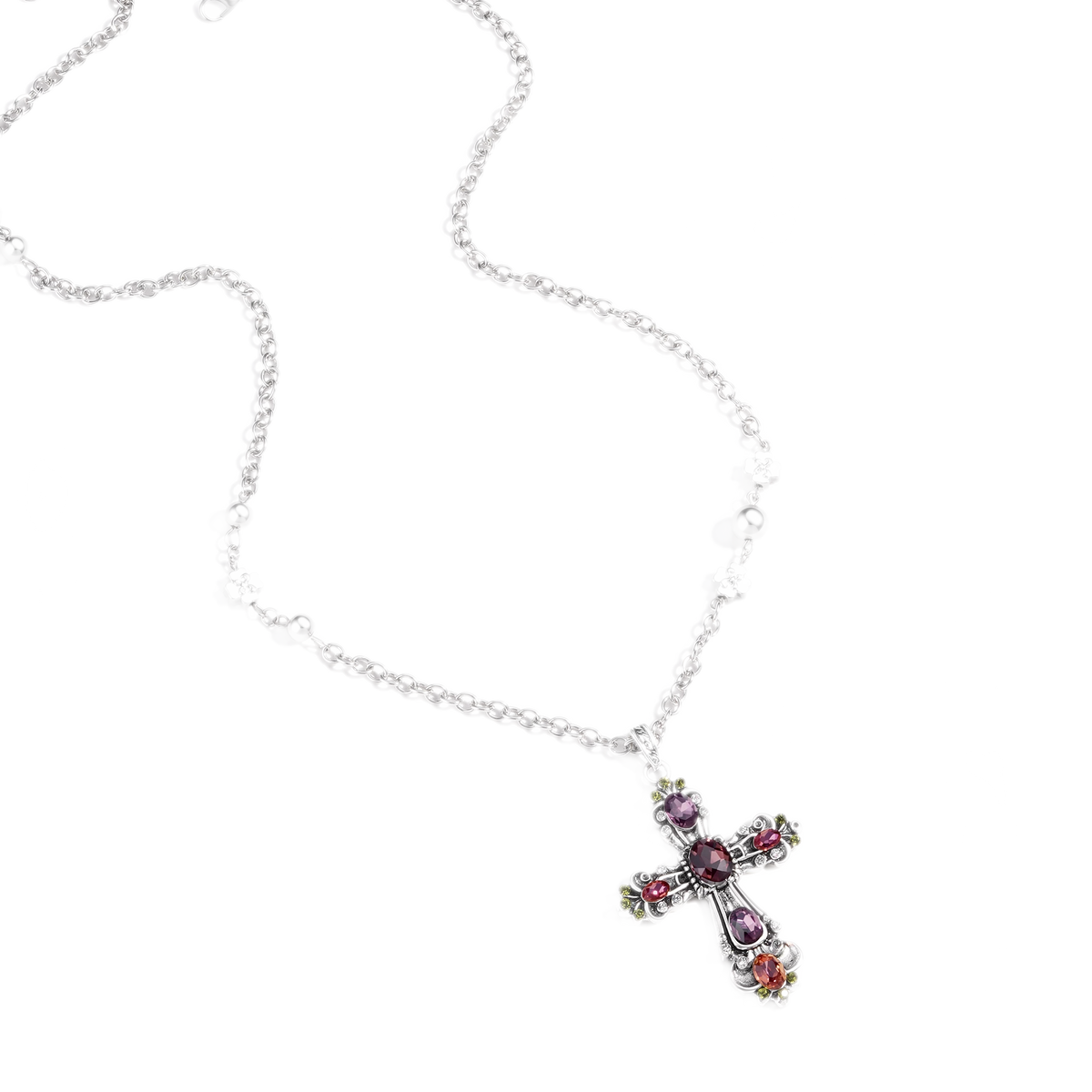 Collana con pendente a croce barocca vintage