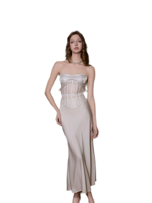White Long Fishtail Skirt (M) / One Size
