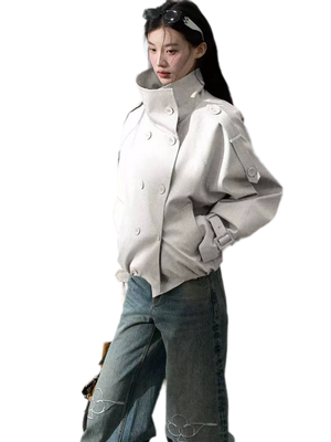 White (Pre-order) / S