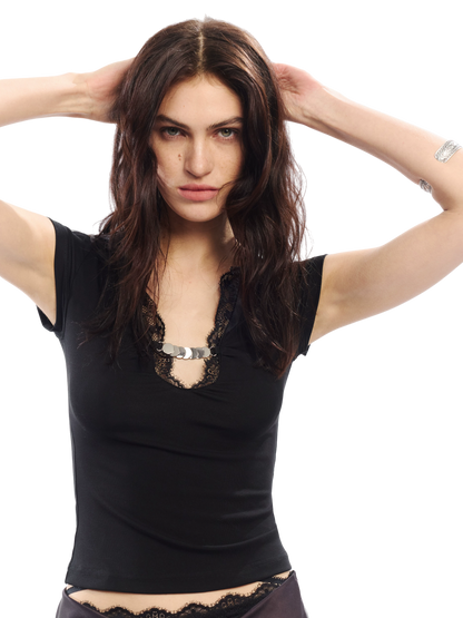 Lace Trim V-Neck Slim Fit T-Shirt
