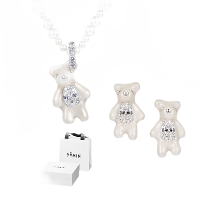 Graduated Pearl Bear Necklace