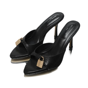 Black / 35