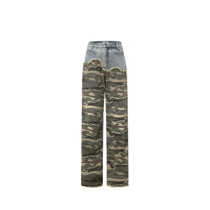 Camouflage Panel Distressed Washed Jeans