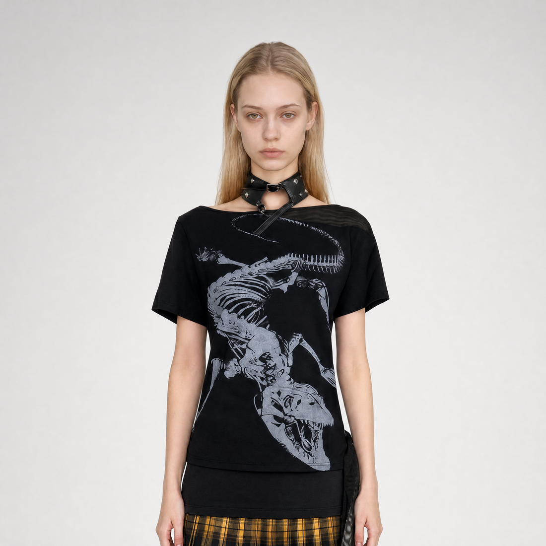 Graphic Fitted Short-Sleeve T-Shirt