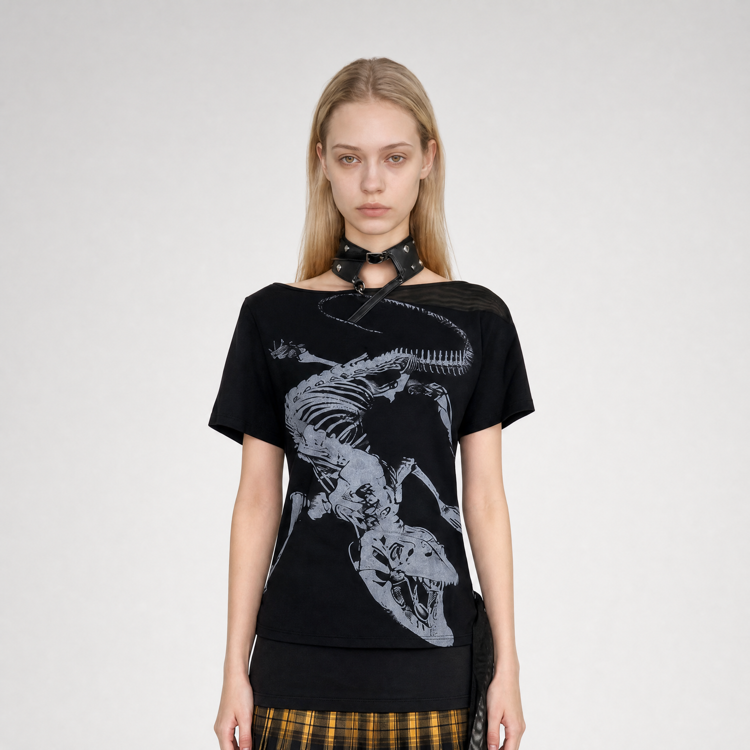 Graphic Fitted Short-Sleeve T-Shirt