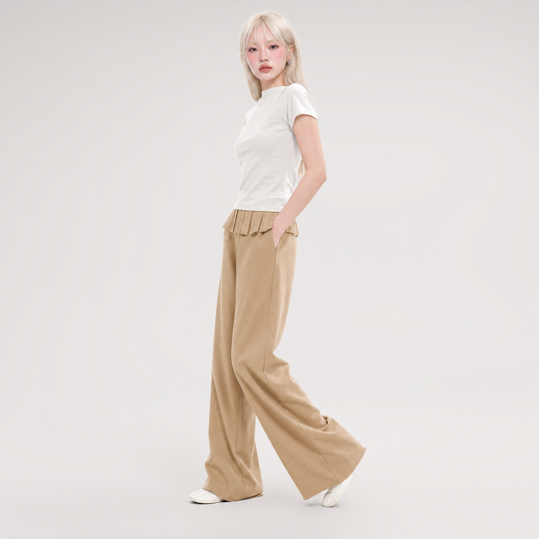 Pleated Wide-Leg Pants