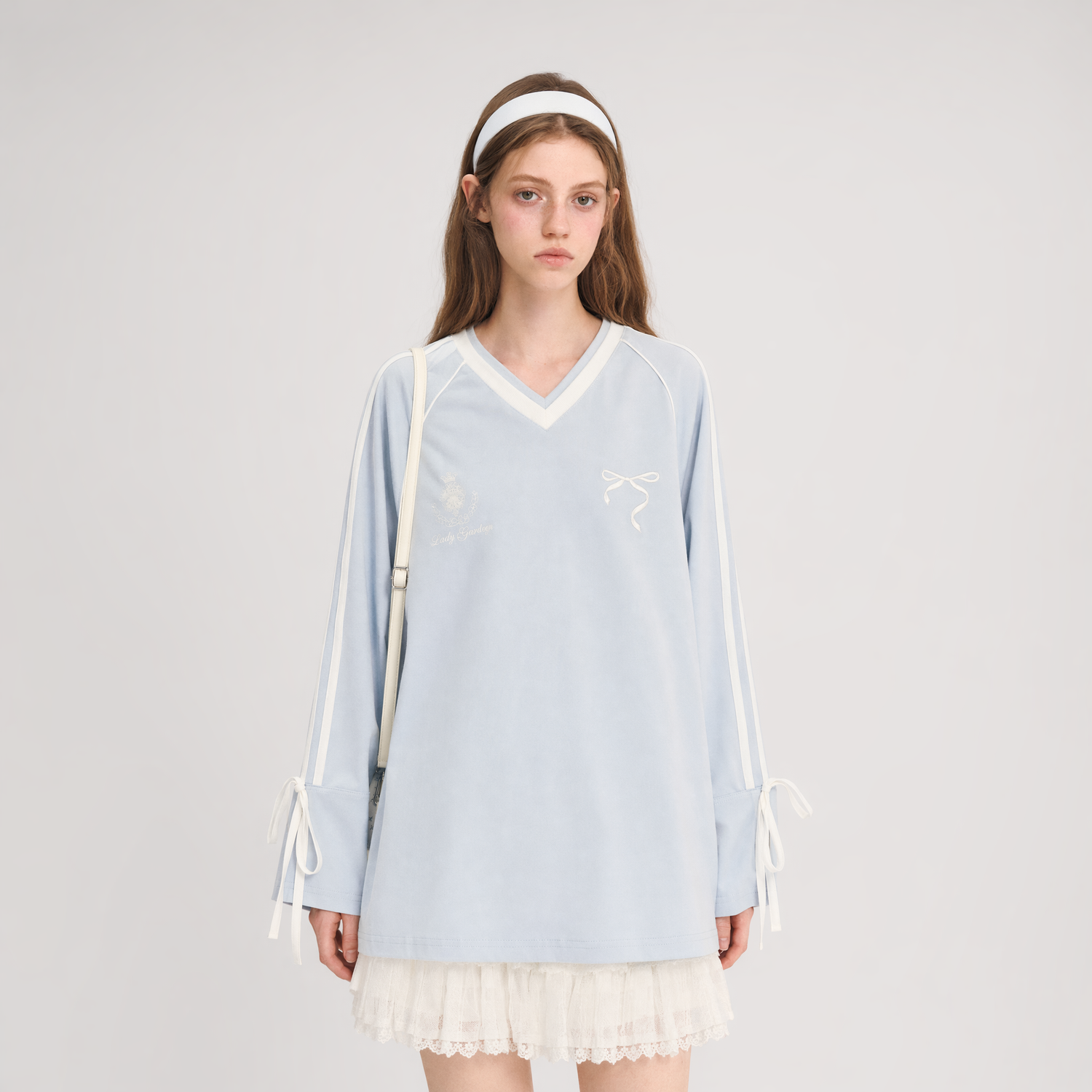 Colorblock Bow Embroidered Tee