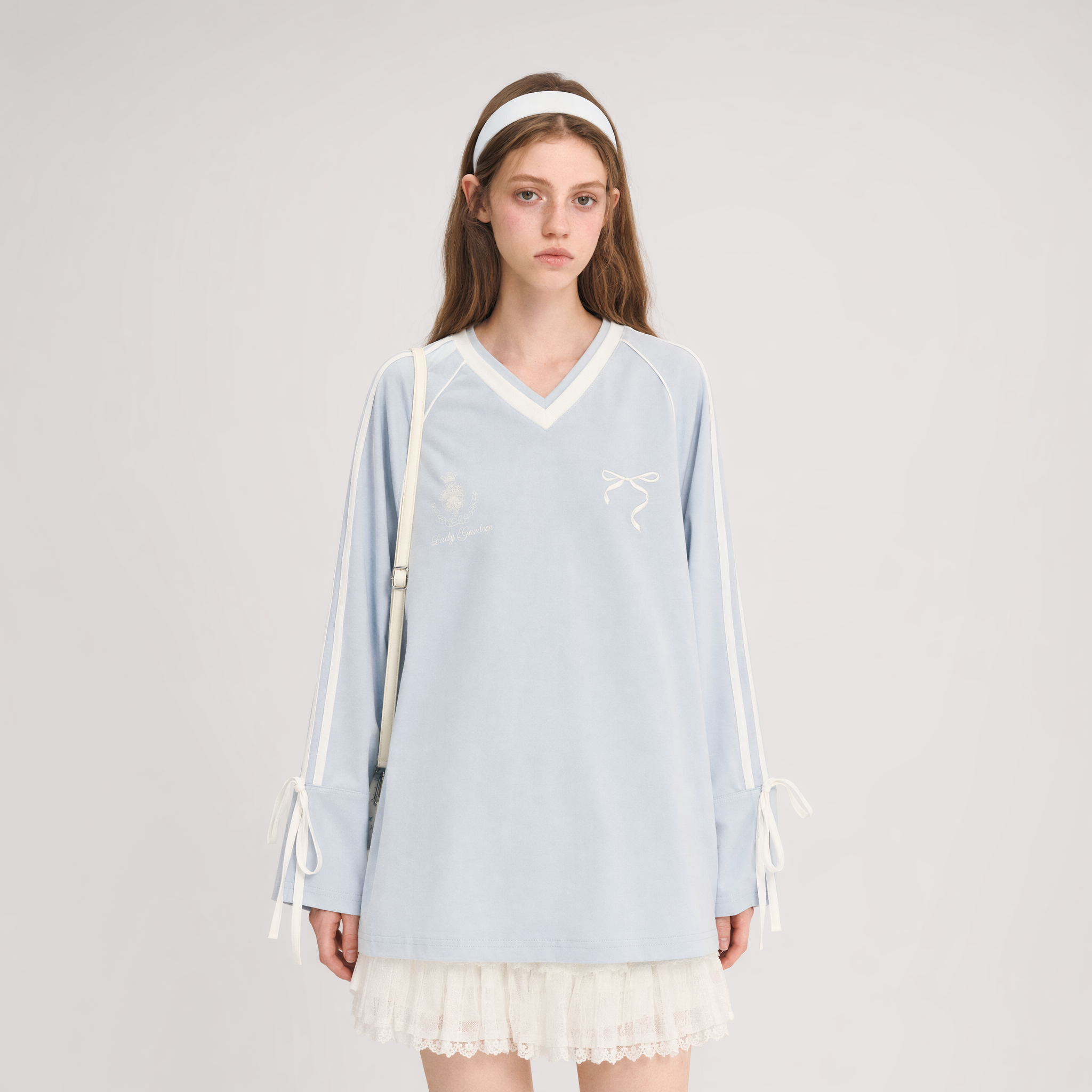 Colorblock Bow Embroidered Tee