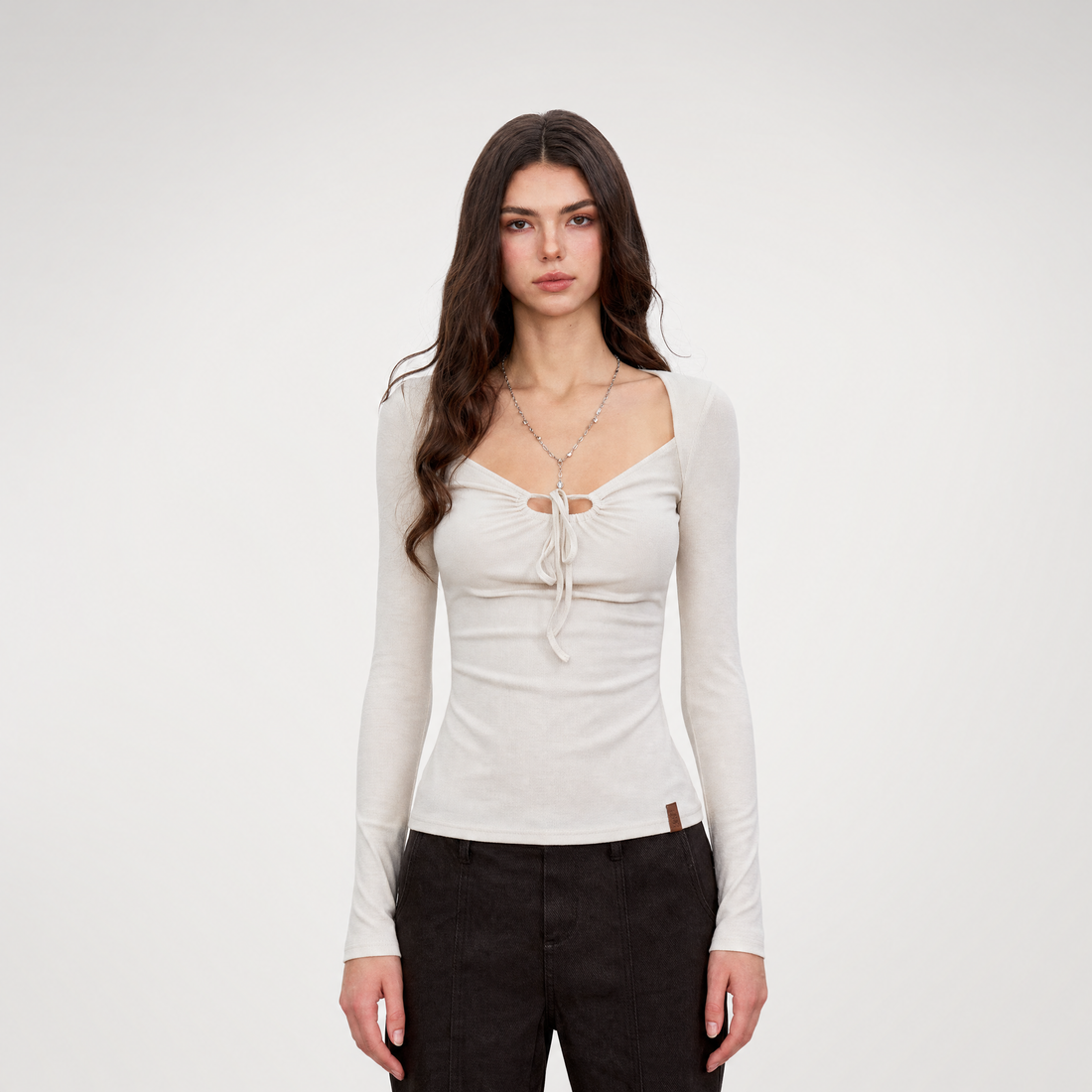 Curve U-Neck Base Tee
