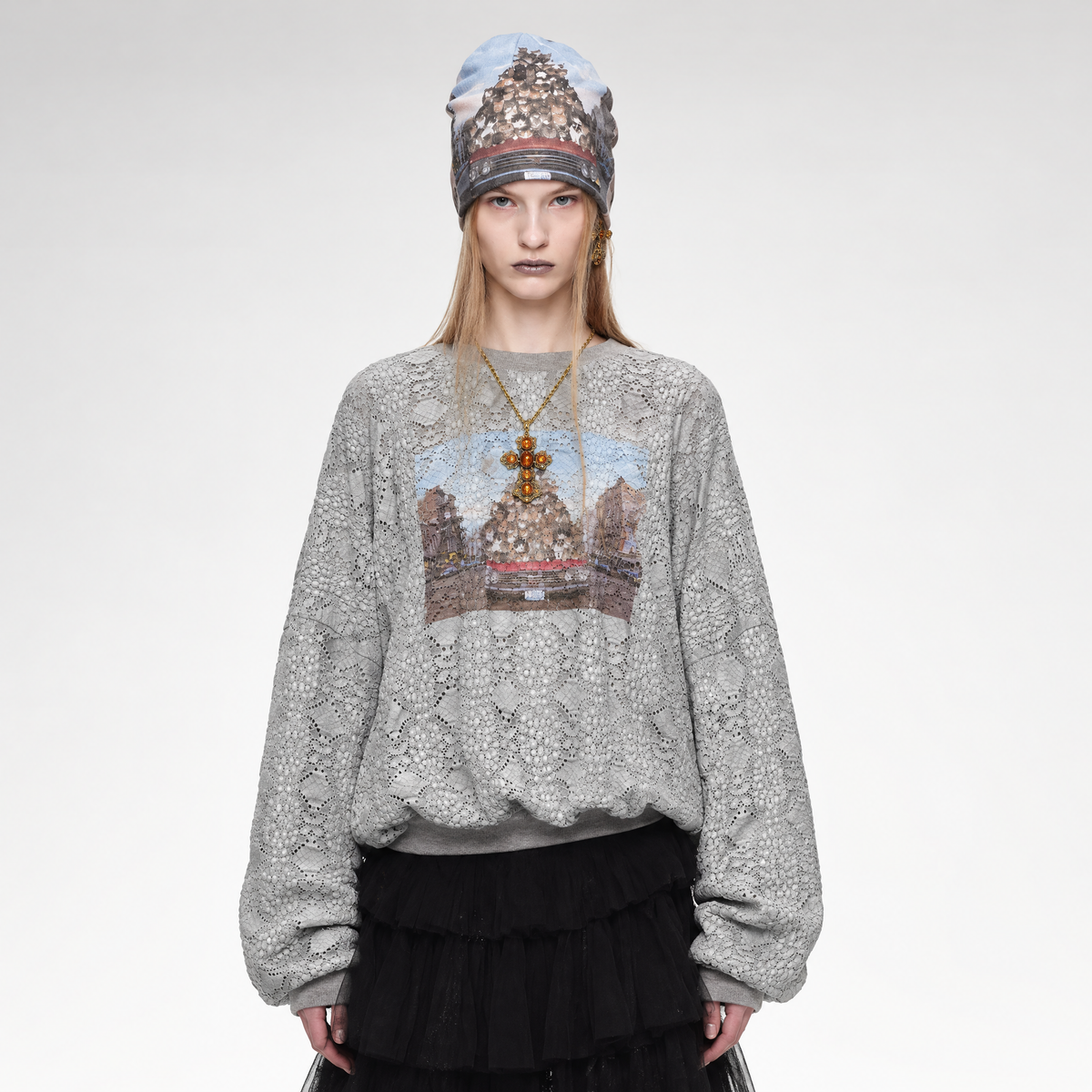 Distressed Cat Graphic Sweatshirt