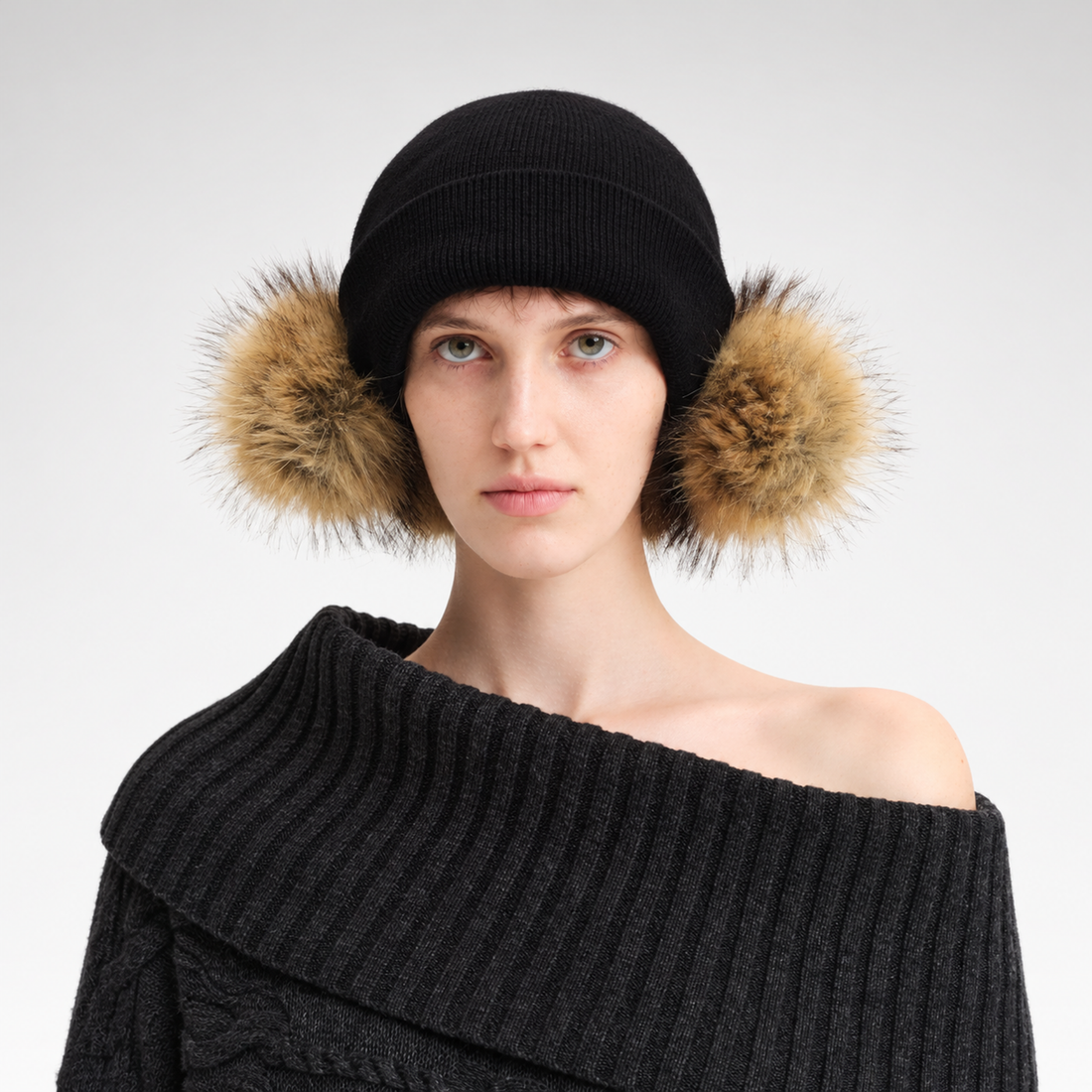 Wool-Blend Pompom Winter Hat