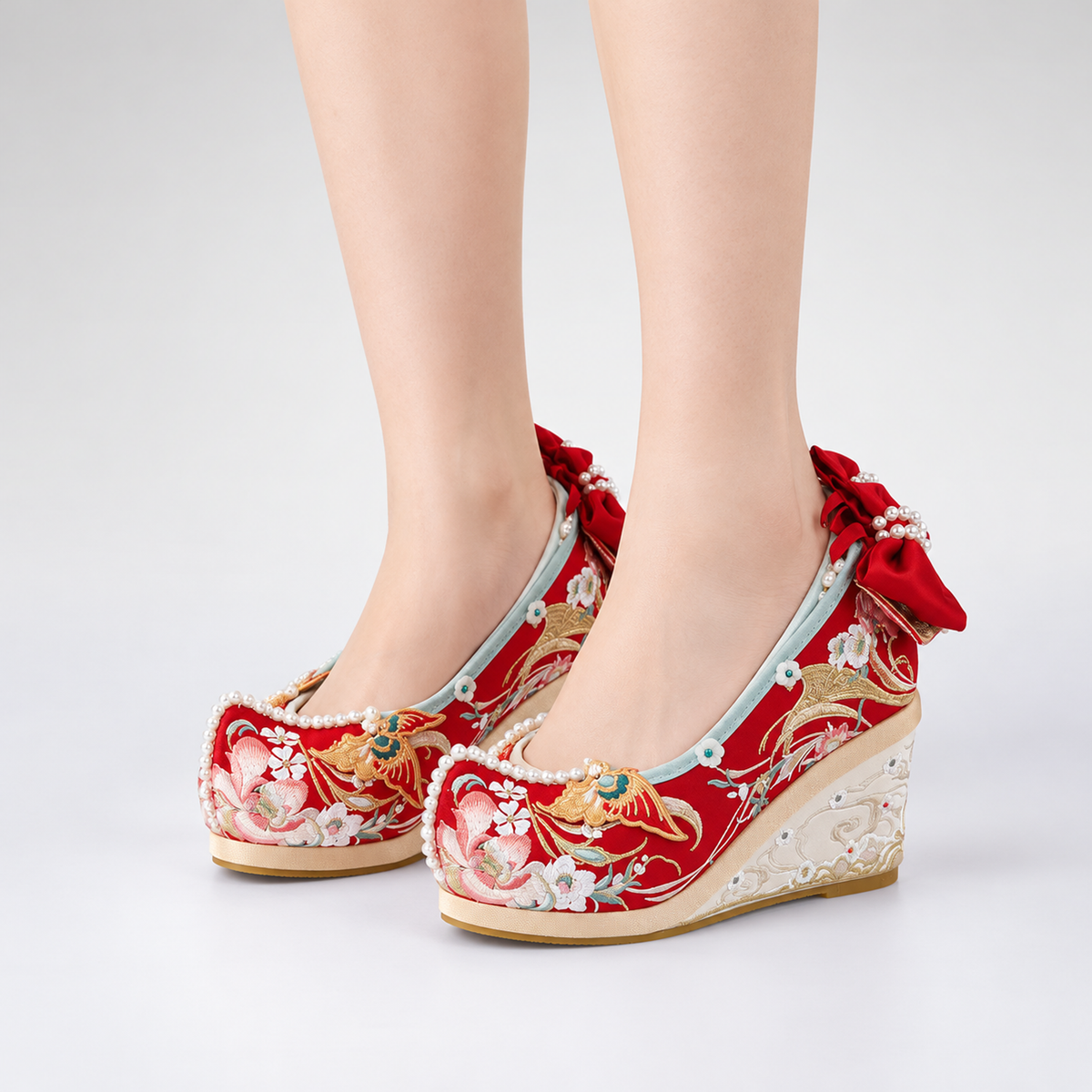 鸾凤仙羽 Phoenix Feather Embroidered Bridal Wedge