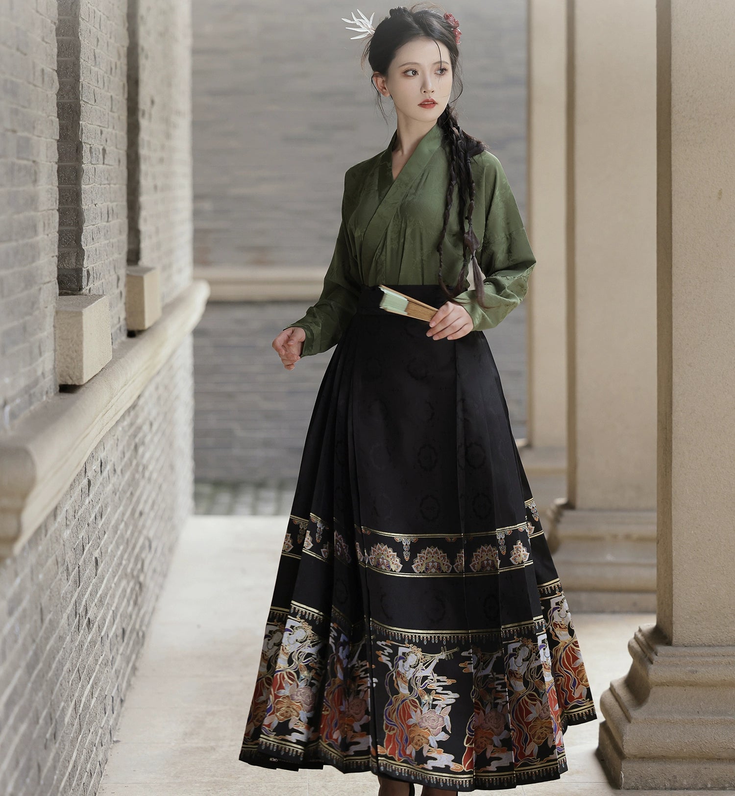 &quot;赵昕冉&quot; Ming-style Horse-face Hanfu Skirt - CHINASQUAD