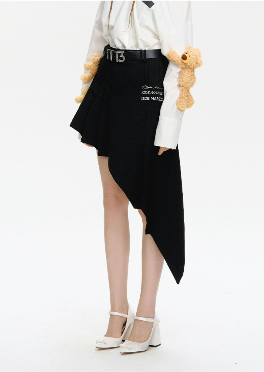 Black Bear Incline Skirt - CHINASQUAD